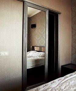 Дверь створчатая для спальни